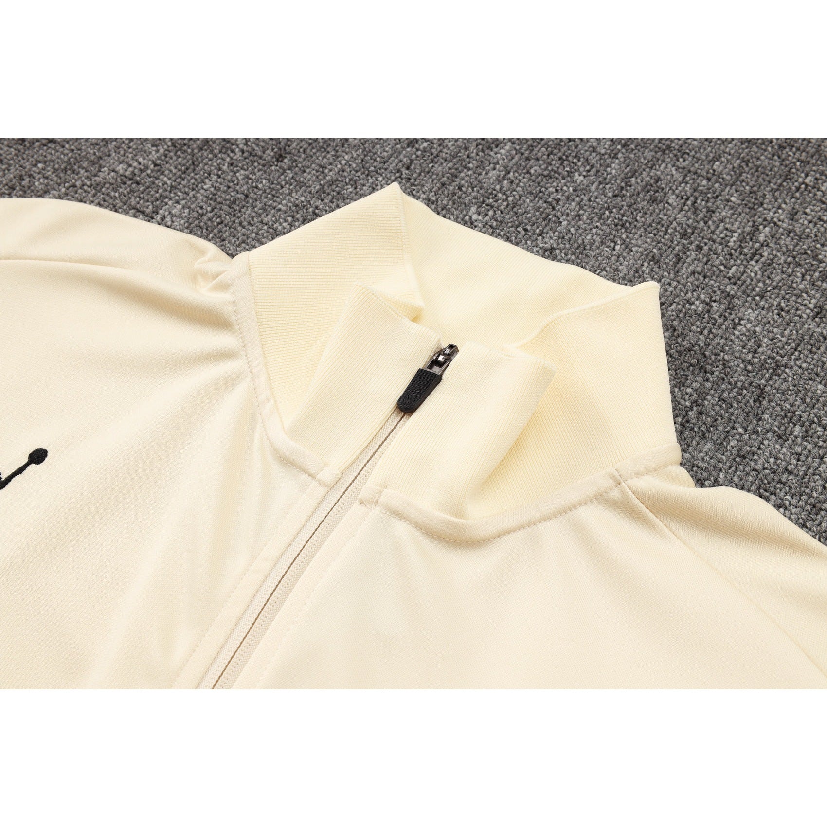 NEW Paris Saint-Germain TrackSuit ED JORDAN 2 Complete 24/25