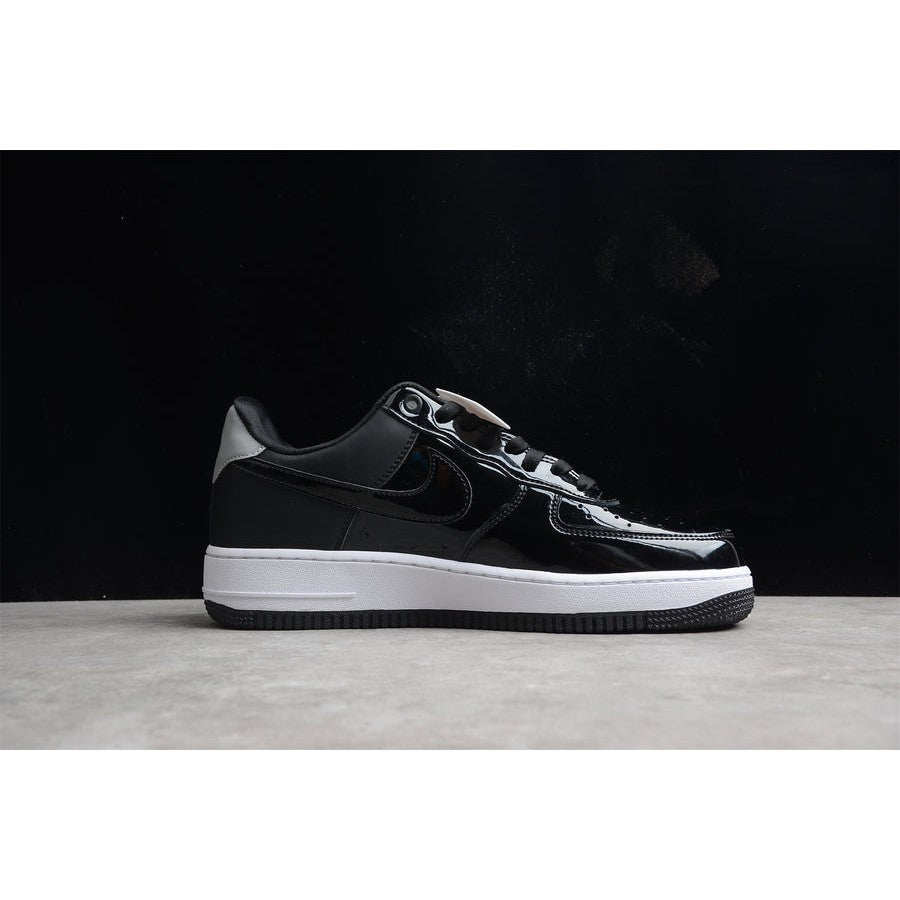 NEW AIR FORCE 1 GLOSSY BLACK