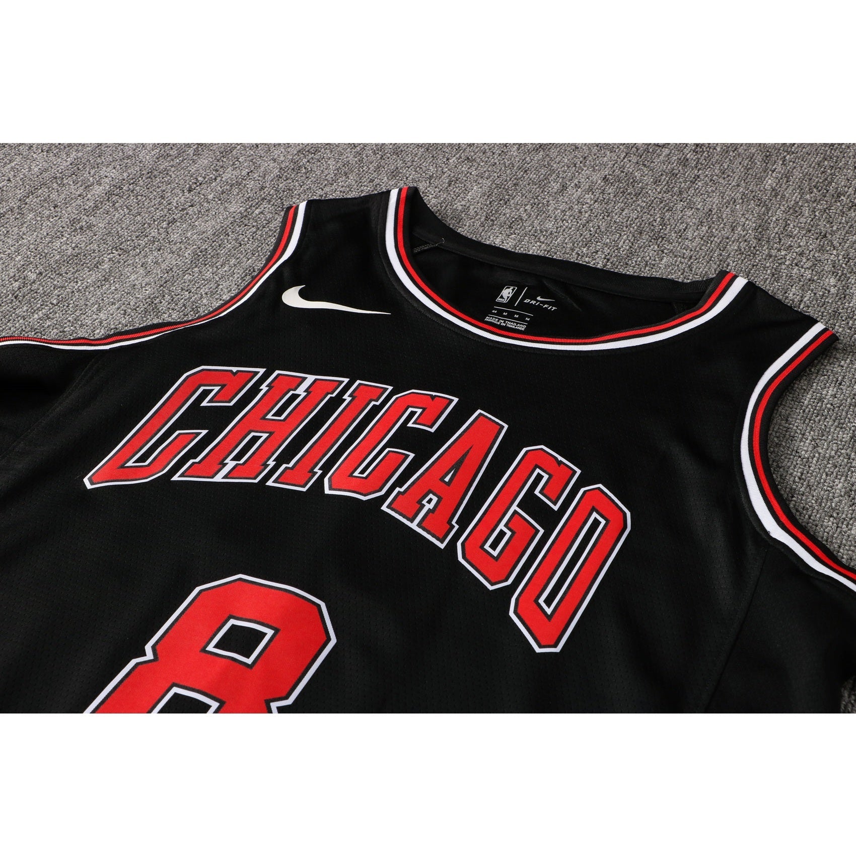CAMISETA LAVINE CHICAGO BULLS