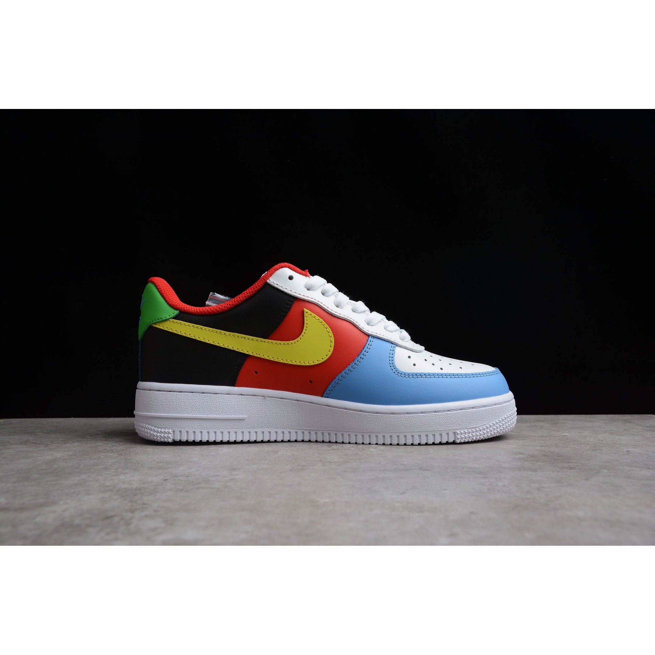 NEW AIR FORCE 1 UNO EDITION