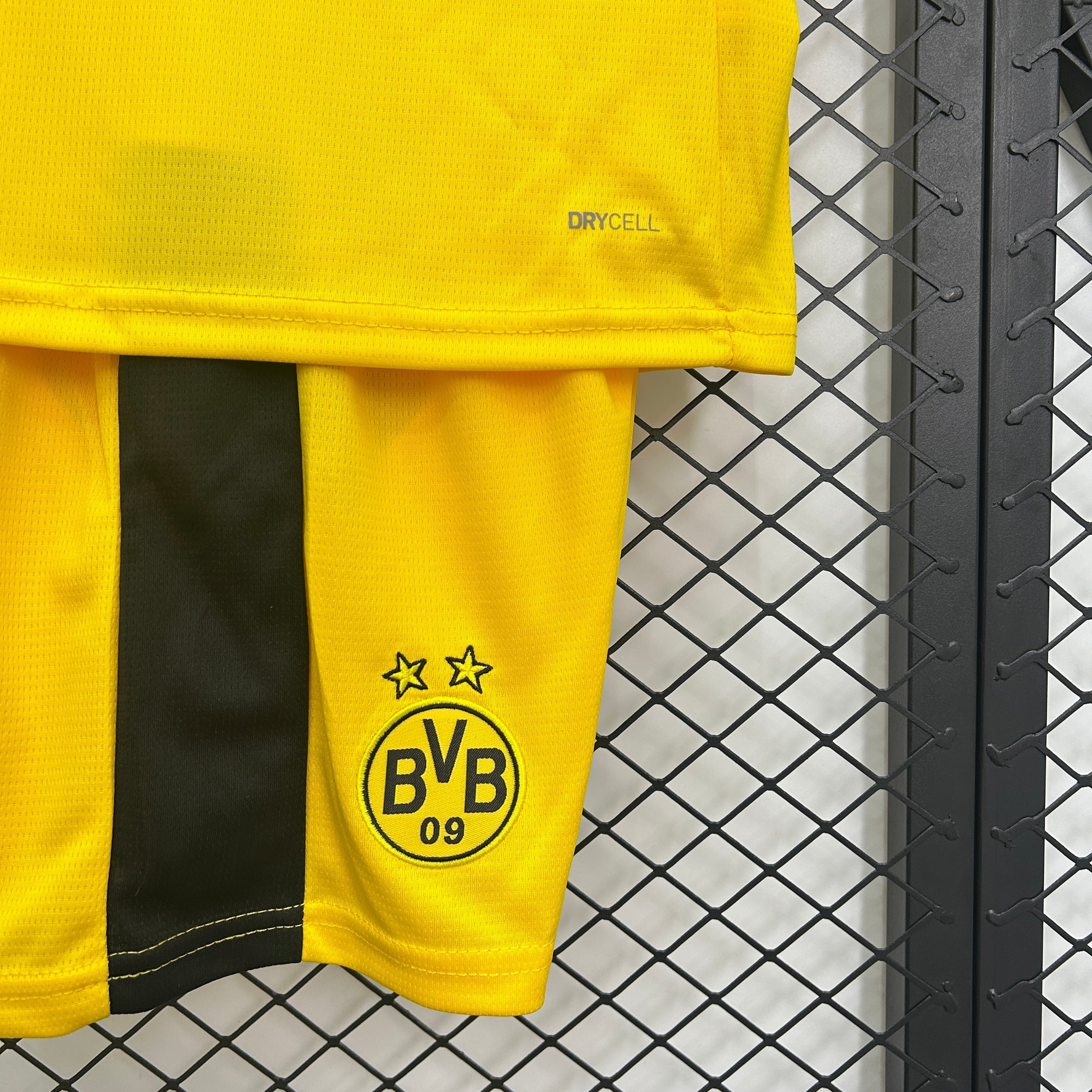 (NIÑO) CONJUNTO BORUSSIA DORTMUND 2025/26