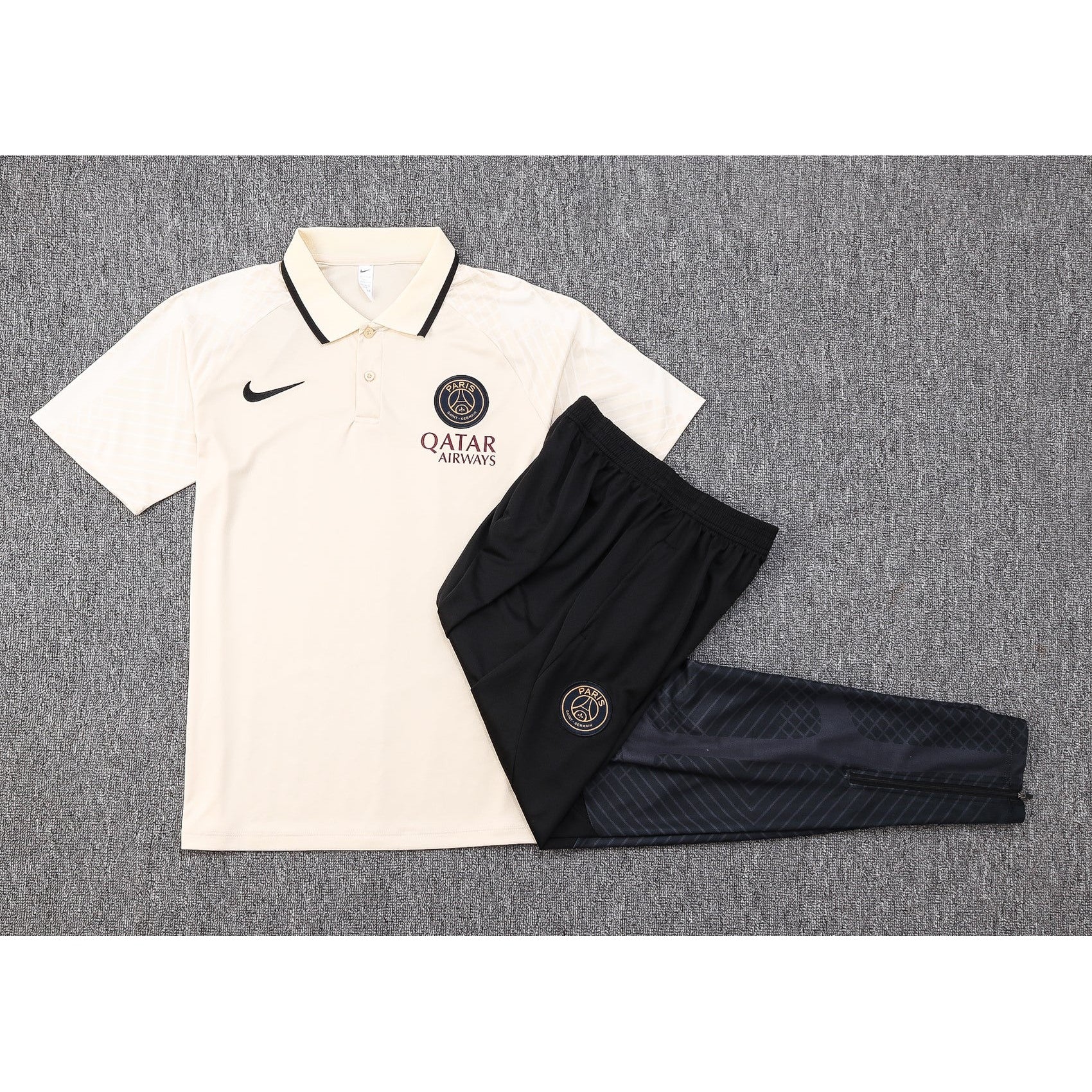 NEW PARIS SAINT GERMAIN 1º TRACKSUIT POLO 23/24