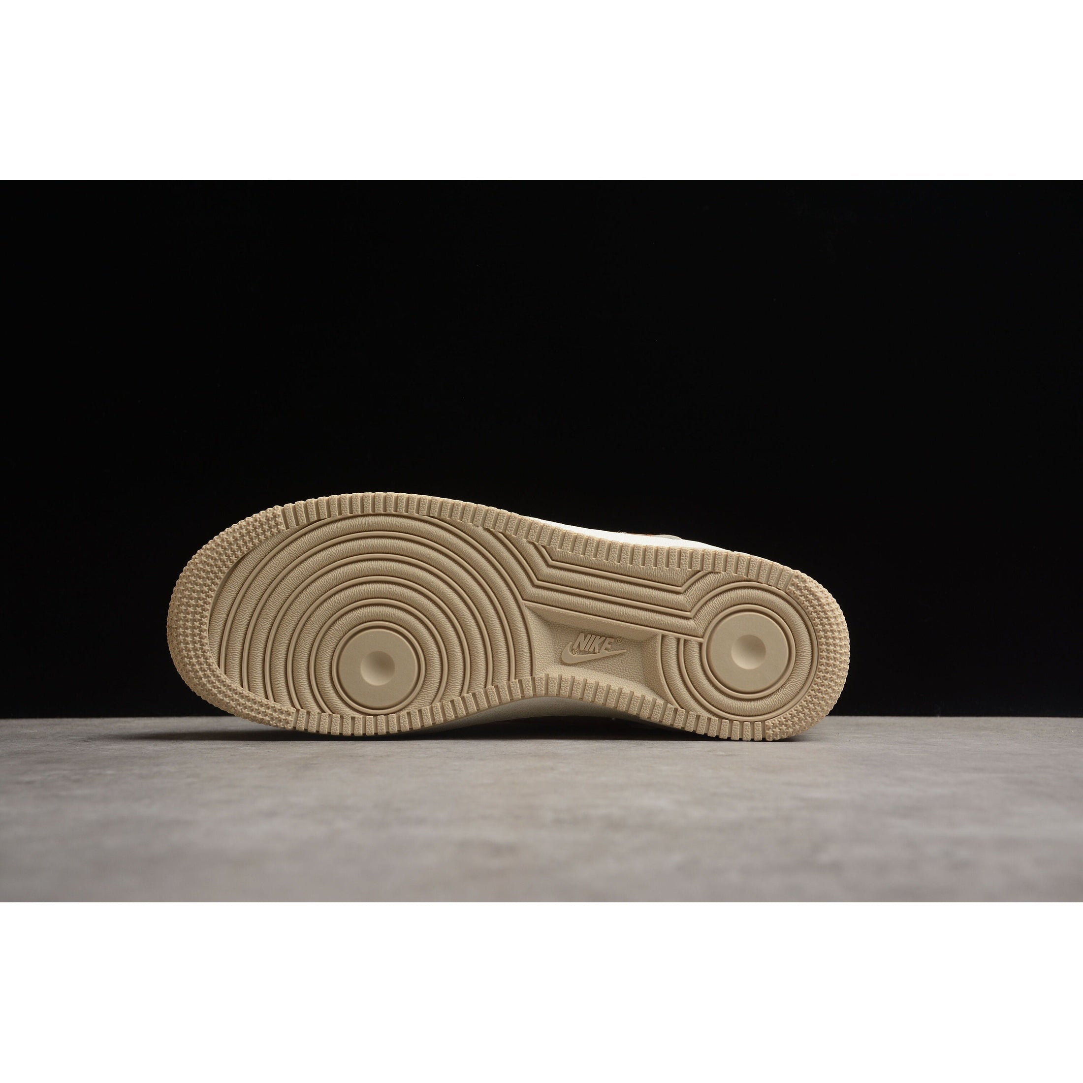 NEW AIR FORCE 1 CREAM