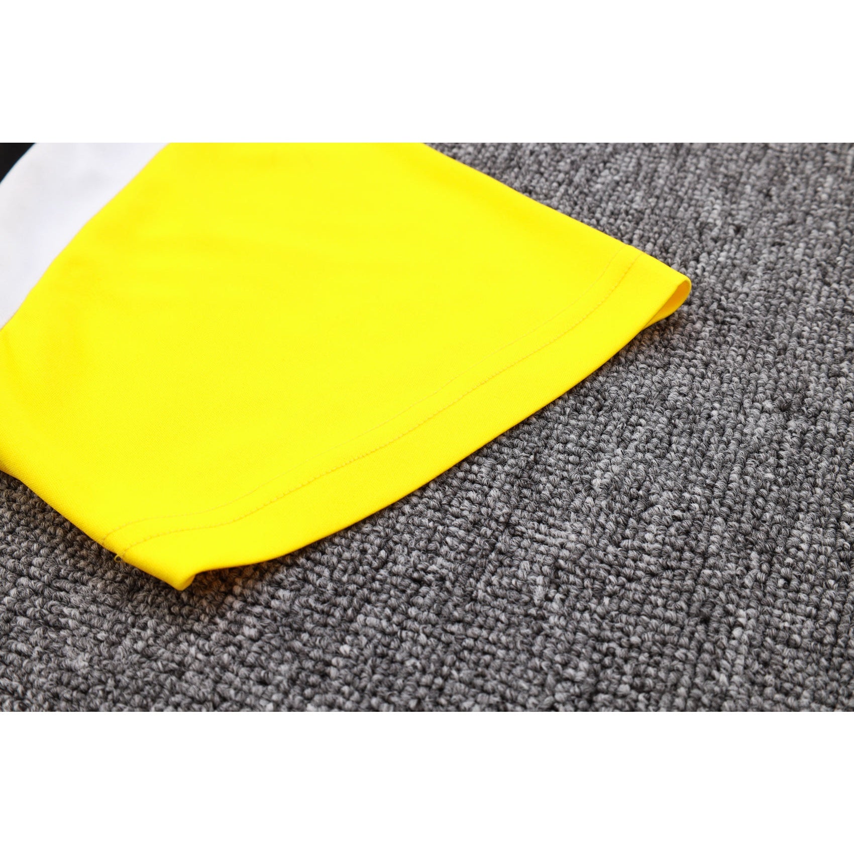 NEW BORUSSIA DORTMUND 1º TRACKSUIT POLO 23/24