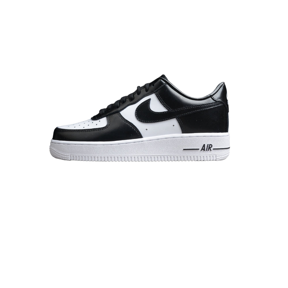 NEW AIR FORCE 1 BLACK AND WHITE