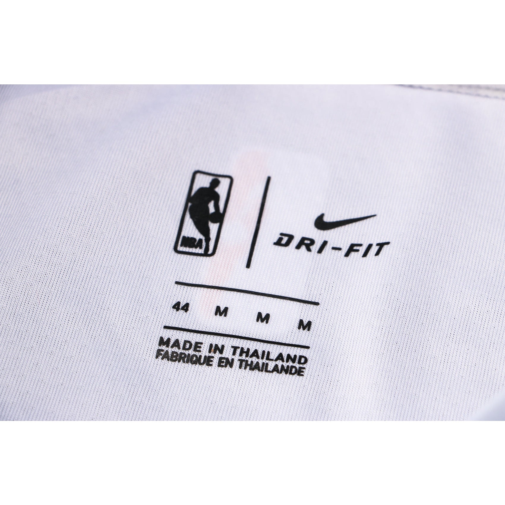 CAMISETA JAMES LAKERS