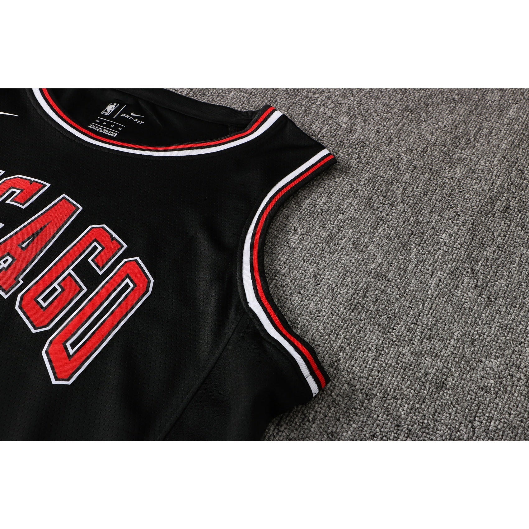 CAMISETA LAVINE CHICAGO BULLS