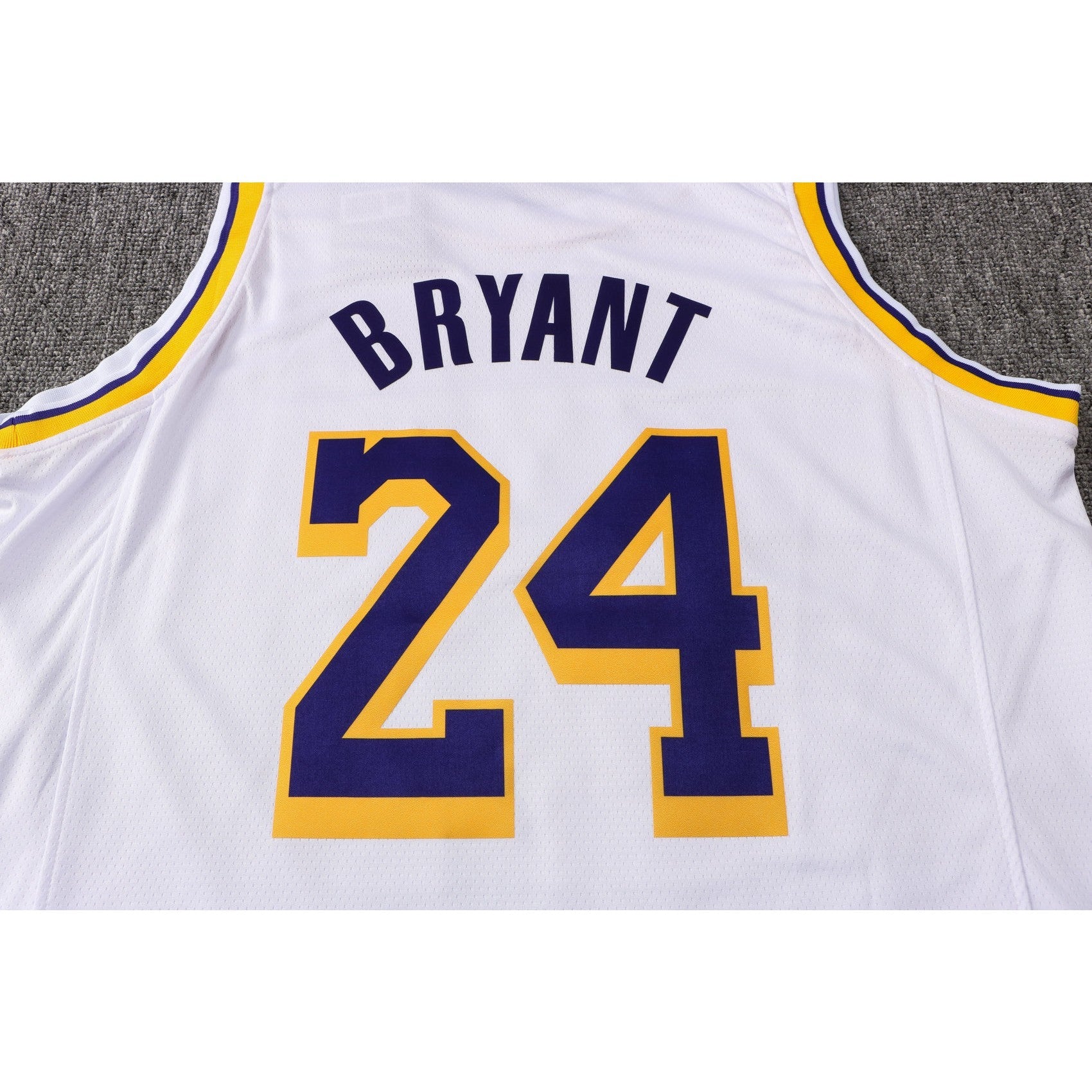 CAMISETA BRYANT LAKERS