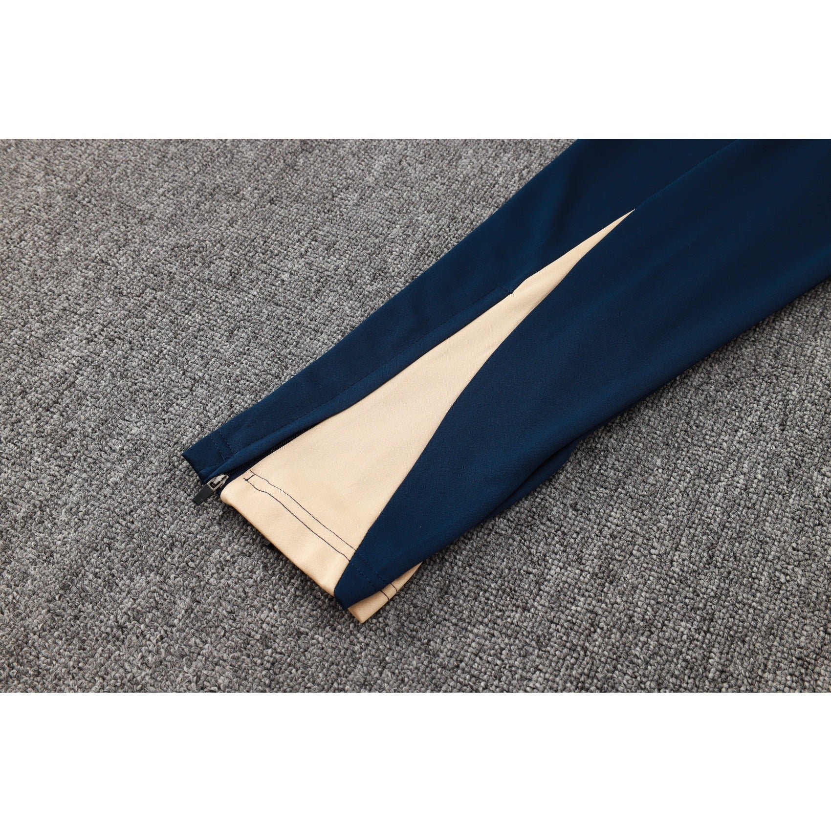 NEW FC BARCELONA TRACKSUIT 2º POLO 24/25