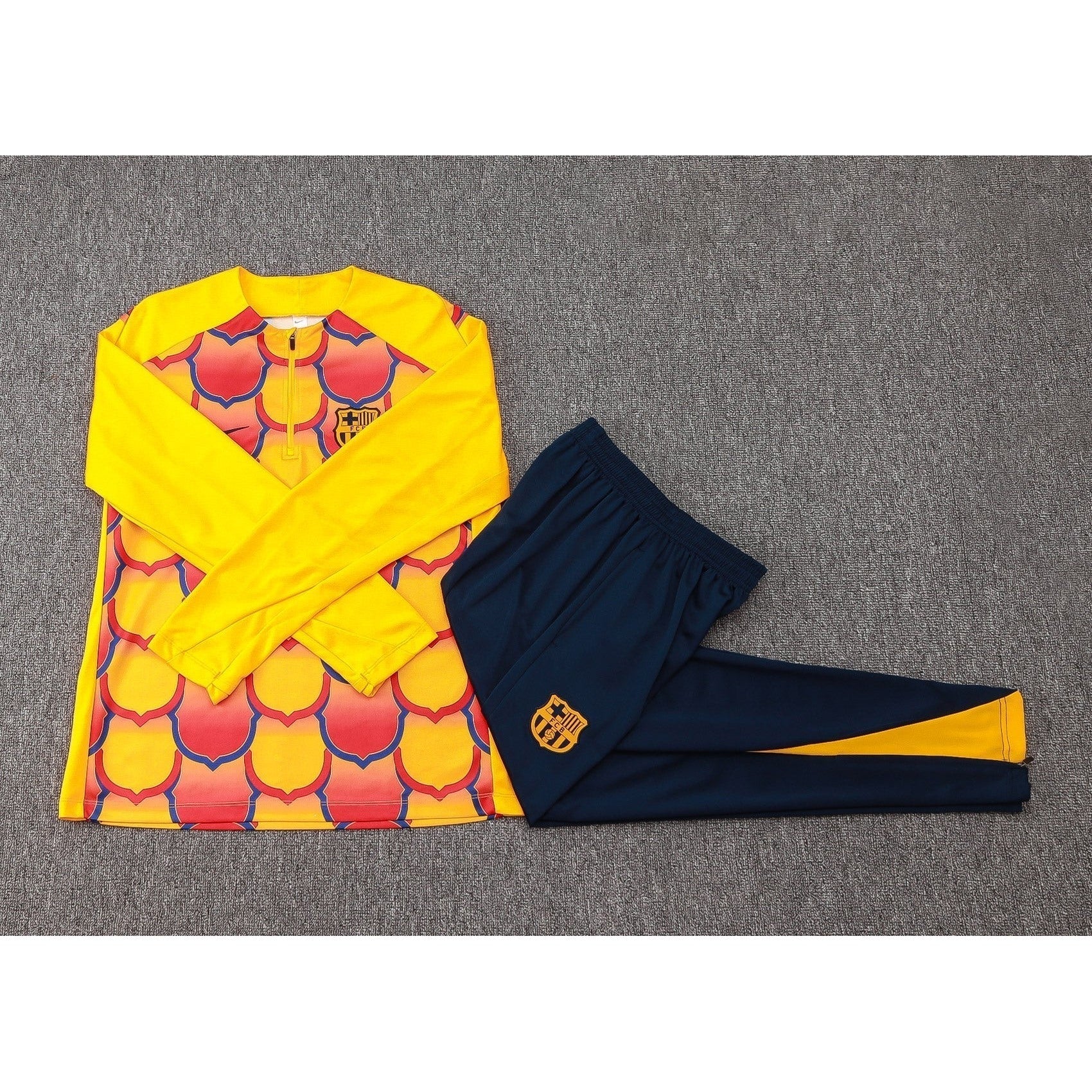 NIÑO - NEW FC Barcelona 3º TrackSuit Complete Deluxe Edition 24/25