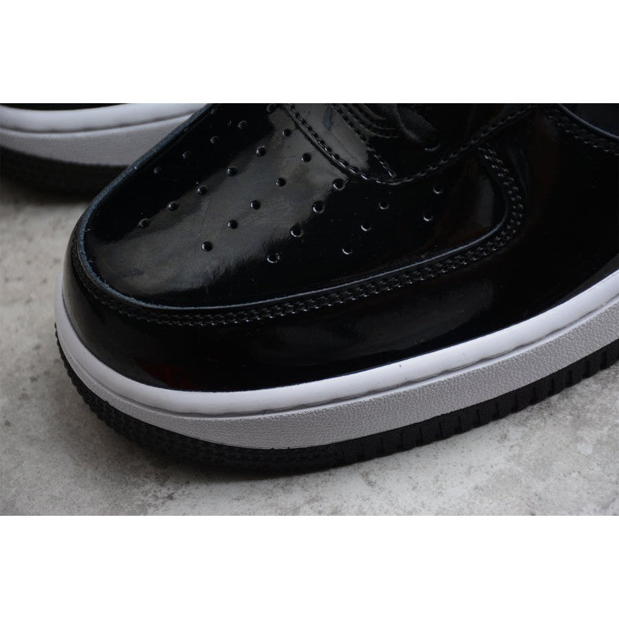 NEW AIR FORCE 1 GLOSSY BLACK