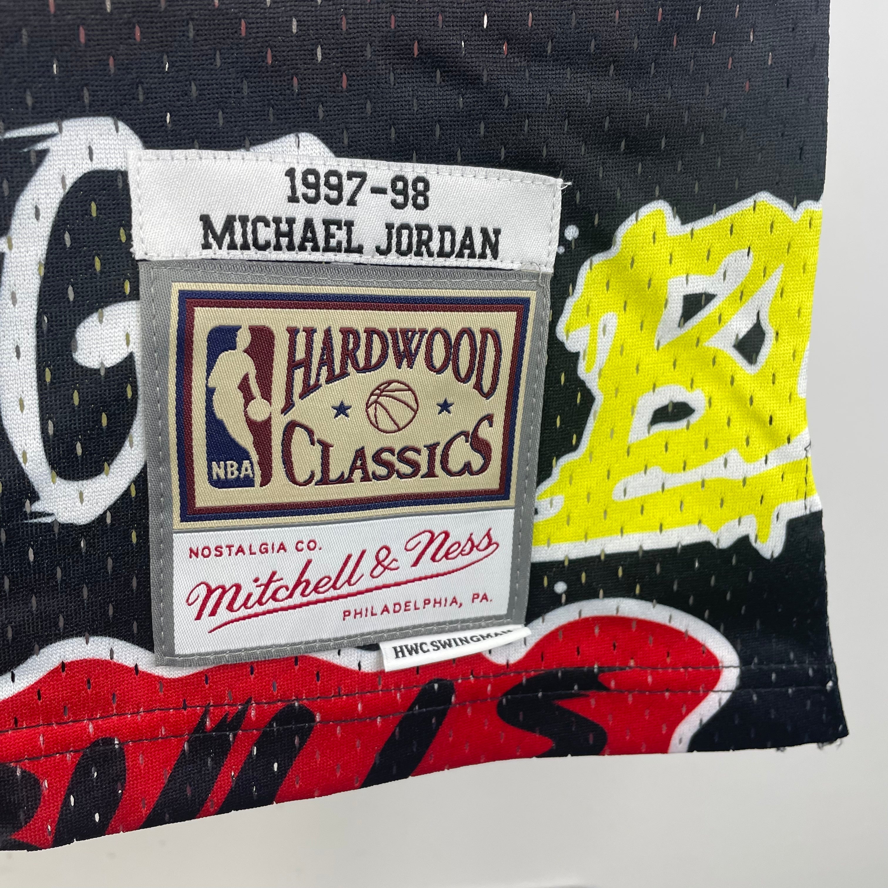 BULLS MICHAEL JORDAN EDITION 1997-98