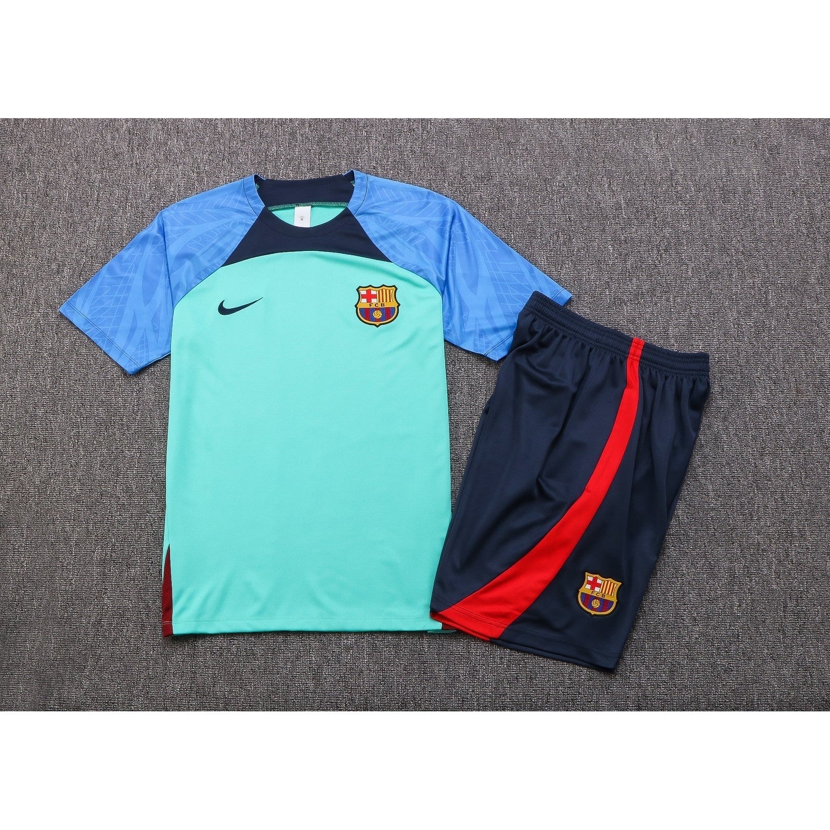 NEW FC Barcelona TrackSuit Corto 2º