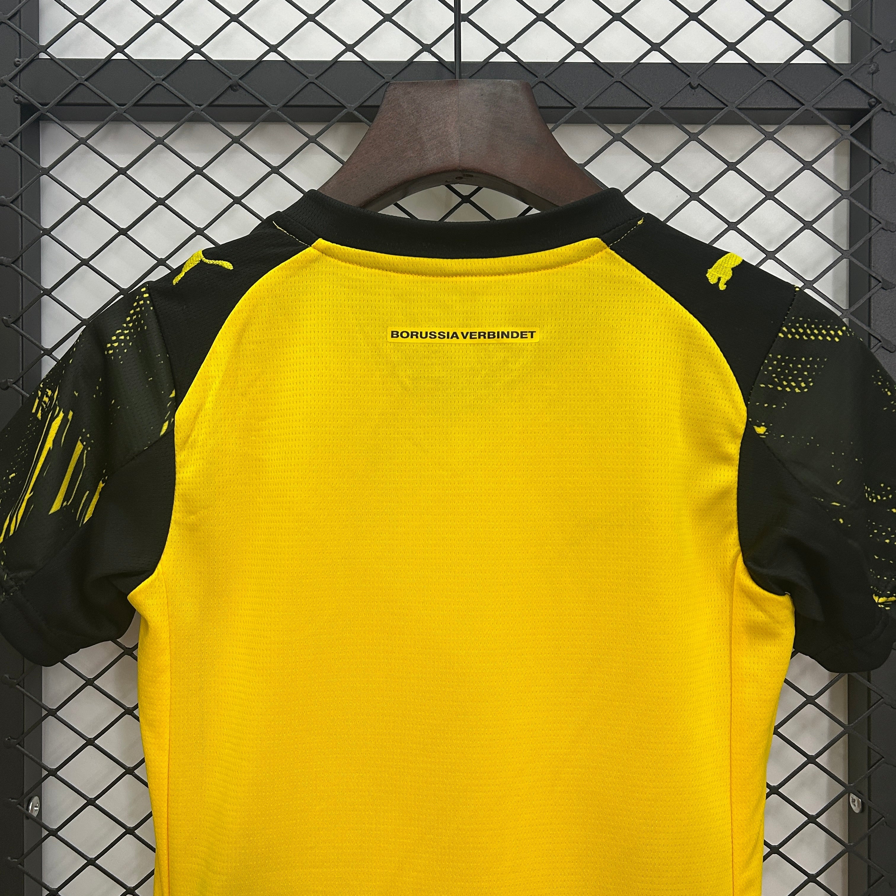 (NIÑO) CONJUNTO BORUSSIA DORTMUND 2025/26