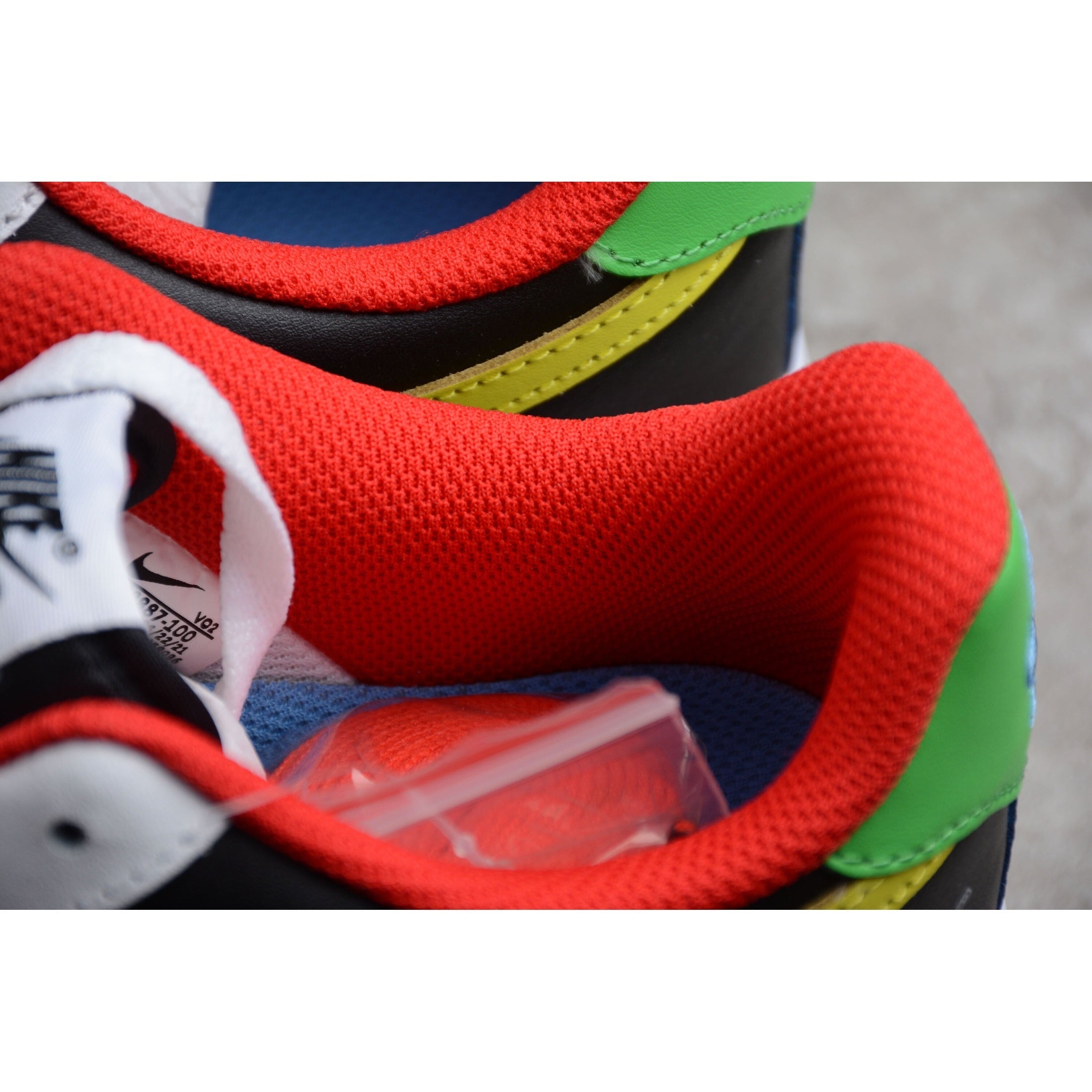 NEW AIR FORCE 1 UNO EDITION