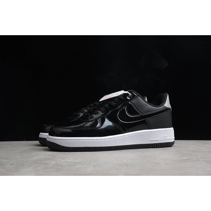 NEW AIR FORCE 1 GLOSSY BLACK