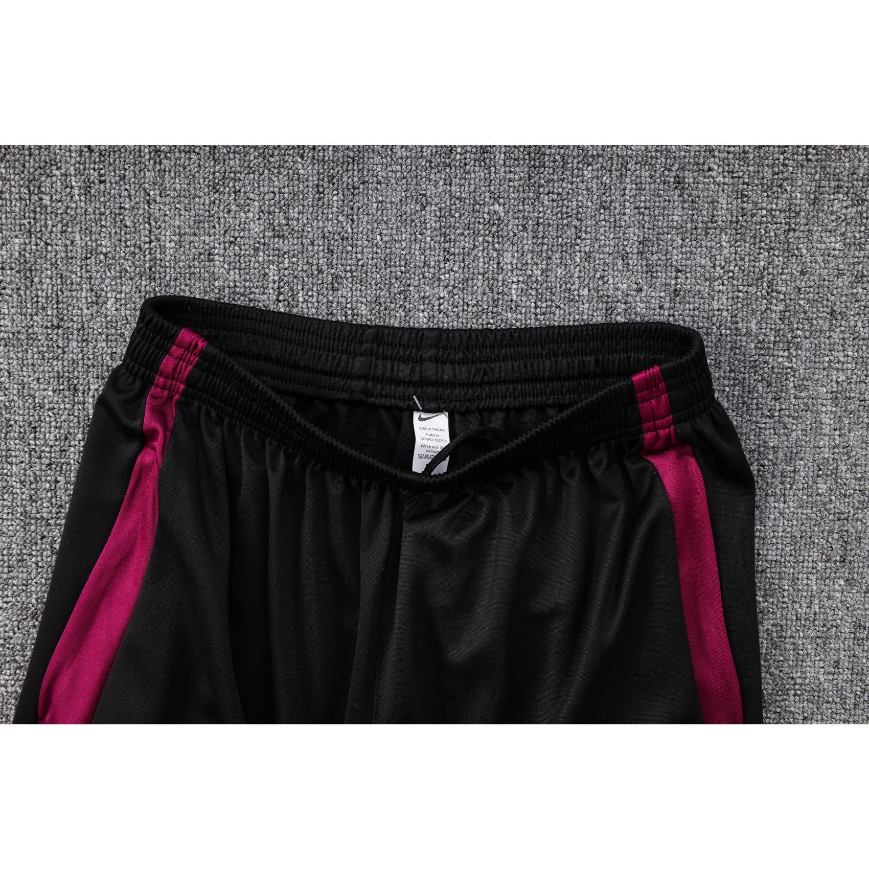 NEW Paris Saint-Germain TrackSuit Corto 3º (PSG)