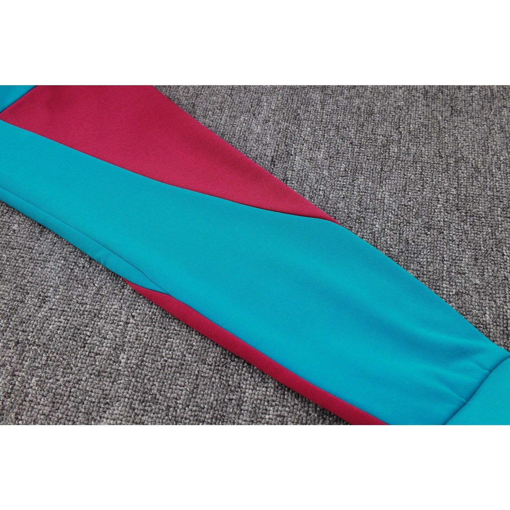 NEW Paris Saint-Germain TrackSuit Complete