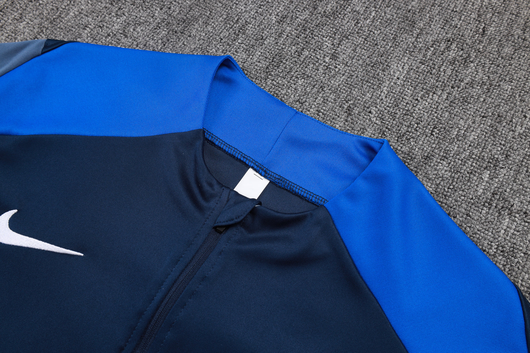 NEW PARIS SAINT-GERMAIN TrackSuit Complete 25/26