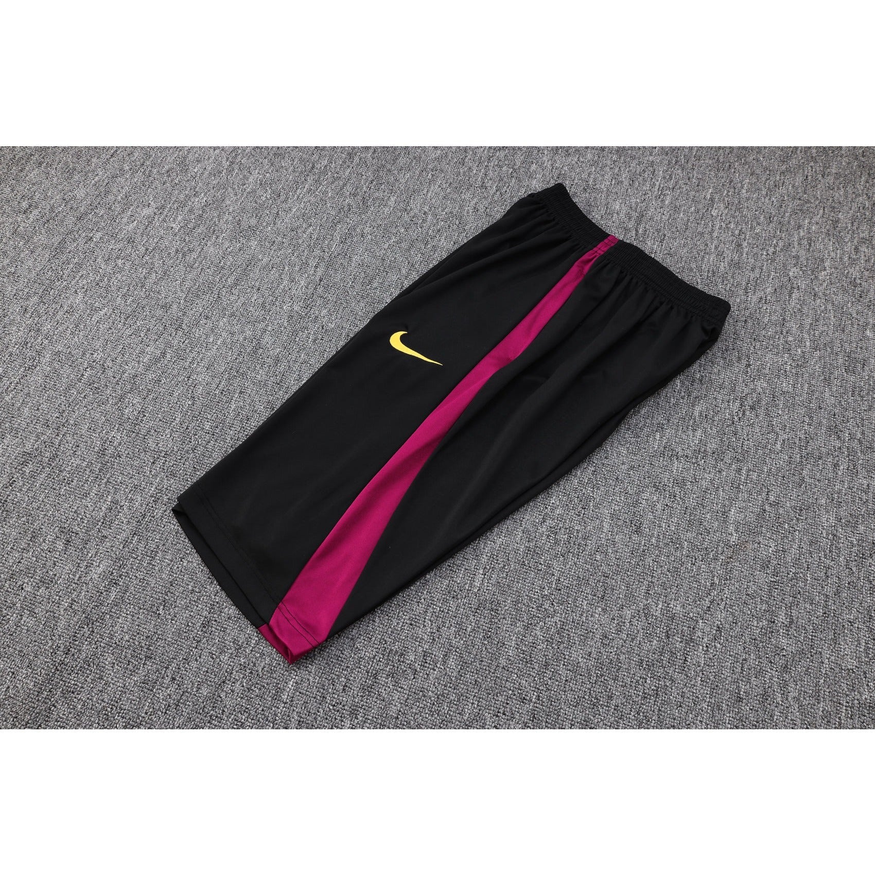 NEW Paris Saint-Germain TrackSuit Corto 3º (PSG)