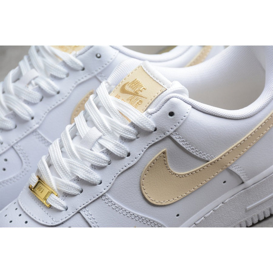 NEW AIR FORCE 1 WHITE AND GOLD