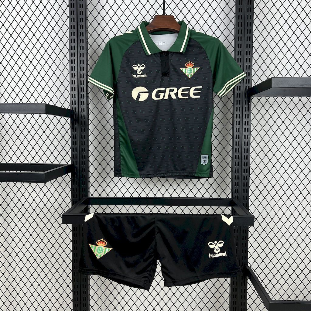 (NIÑO) CONJUNTO REAL BETIS BALOMPIÉ 2025/26