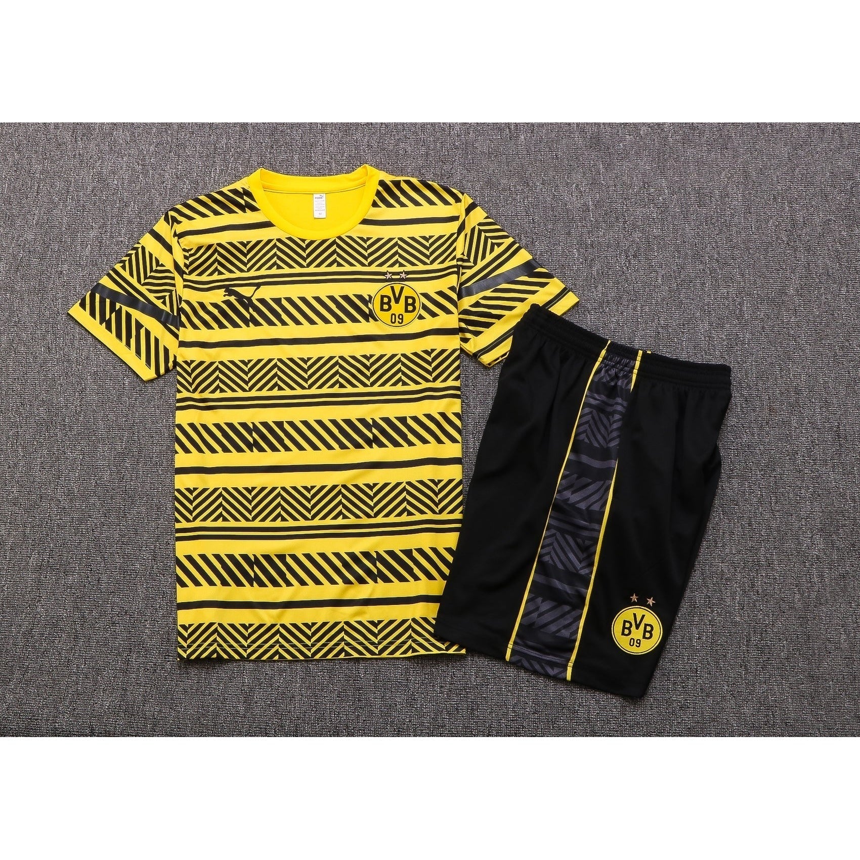 NEW Borussia Dortmund TrackSuit Corto 1º