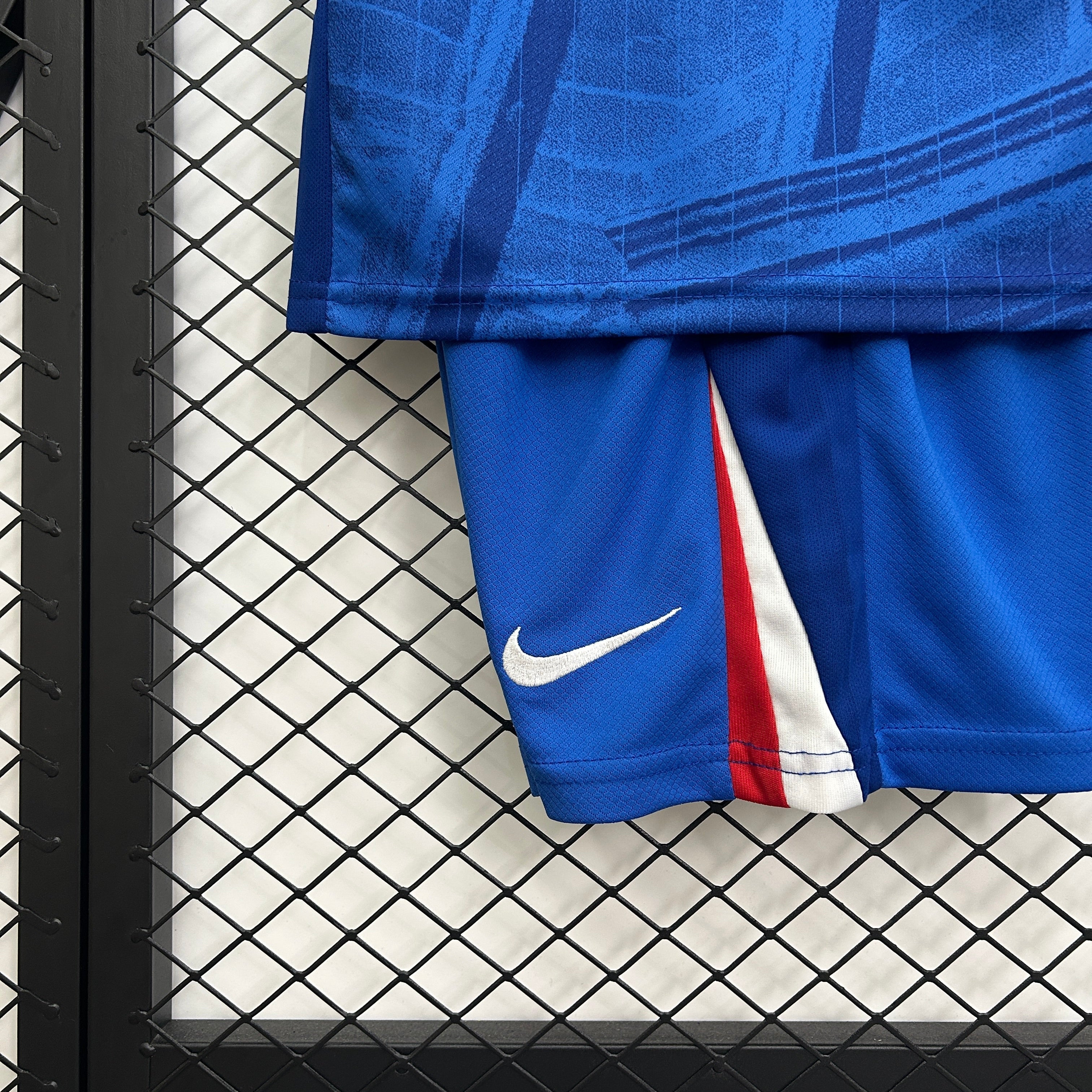 (NIÑO) CONJUNTO CHELSEA 2025/26