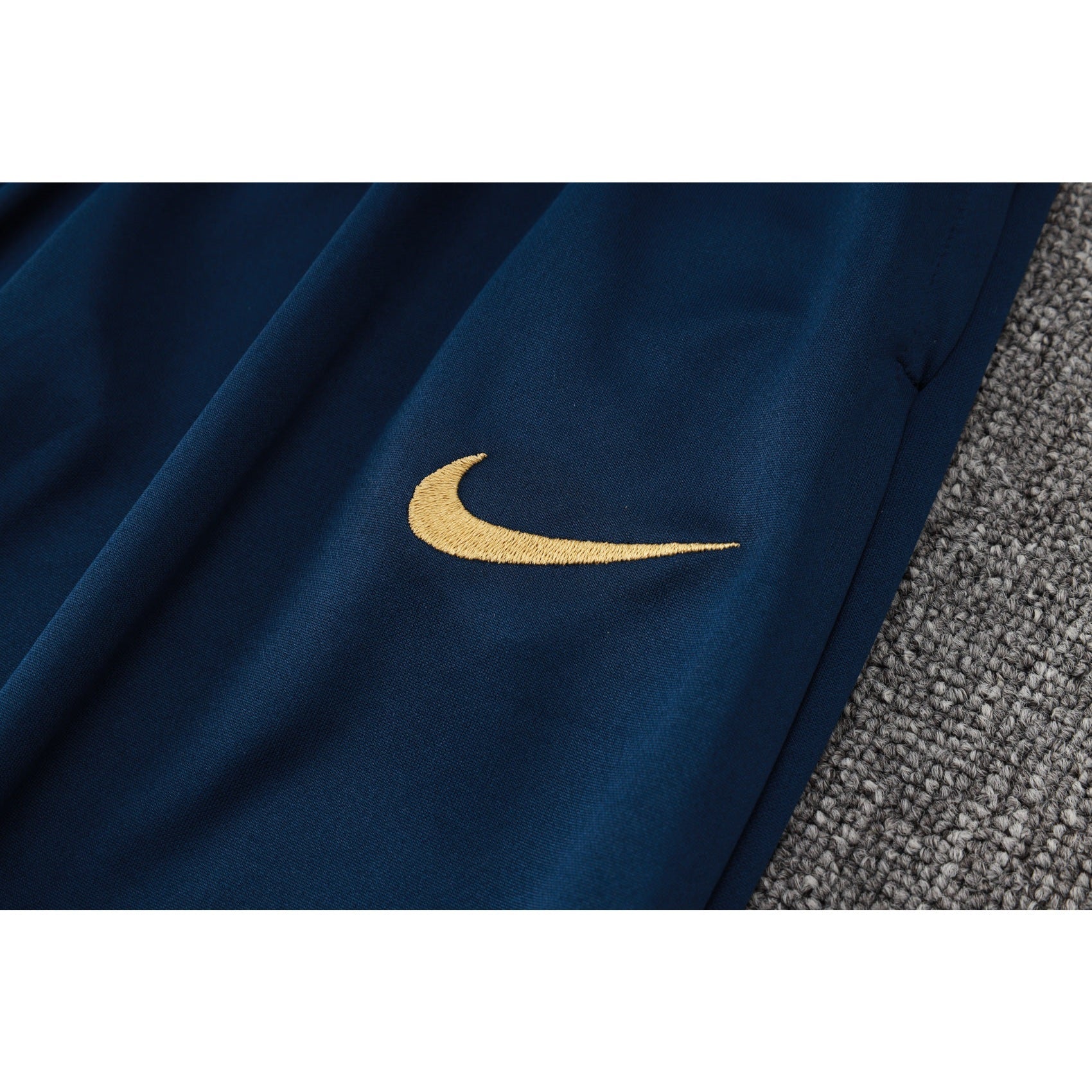 NEW FC BARCELONA TRACKSUIT 2º POLO 24/25